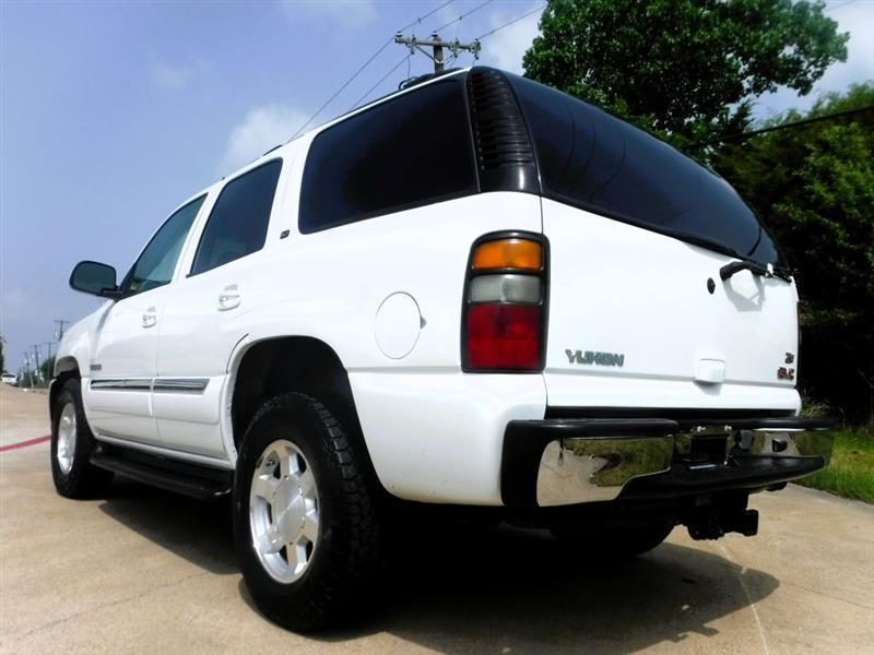 GMC Yukon SLT 4D SUV 4WD 2005