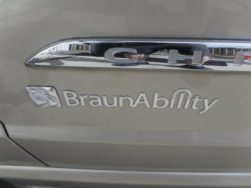 Chrysler Town & Country Touring-L 2011