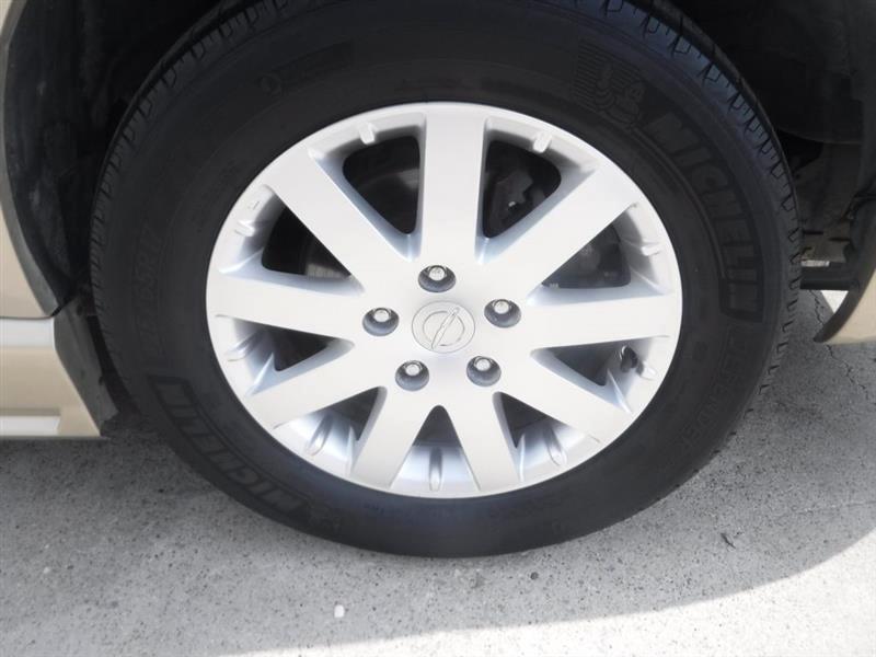 Chrysler Town & Country Touring-L 2011