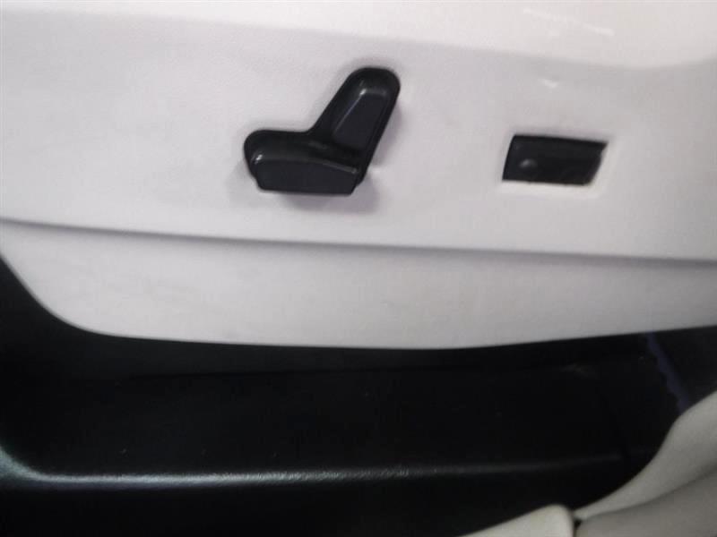 Chrysler Town & Country Touring-L 2011