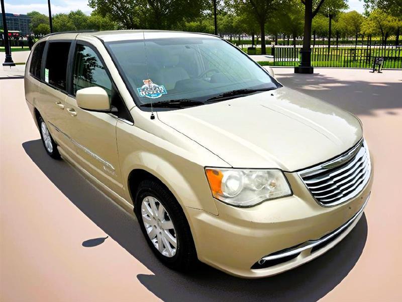 2011 Chrysler Town & Country Touring-L