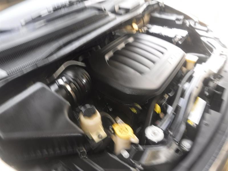 Chrysler Town & Country Touring-L 2011