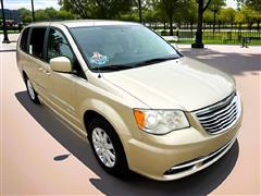 2011 Chrysler Town & Country 