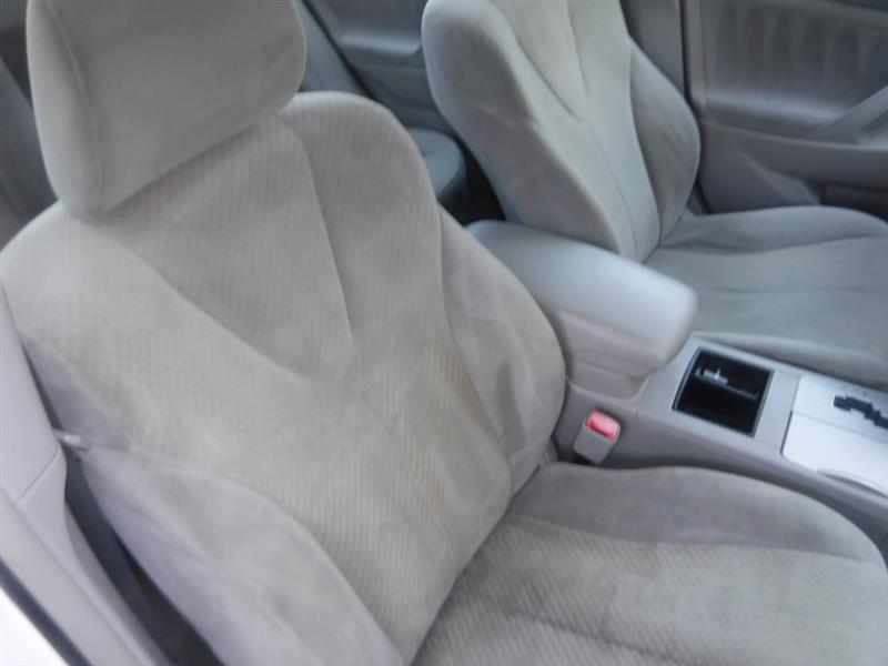 2008 Toyota Camry LE - Photo 26