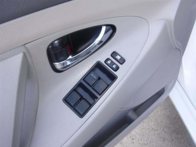 2008 Toyota Camry LE - Photo 38