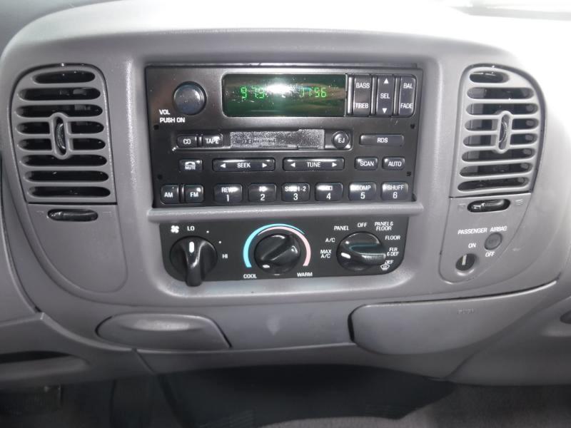 Ford F150 XLT Reg Cab 2002