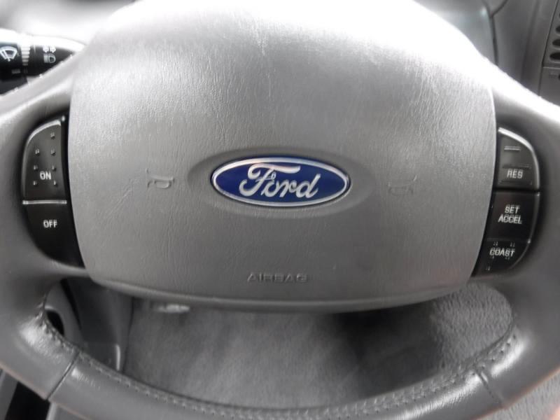 Ford F150 XLT Reg Cab 2002