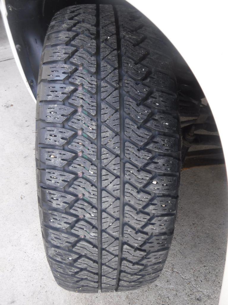 Cadillac Escalade ESV AWD Platinum 2012