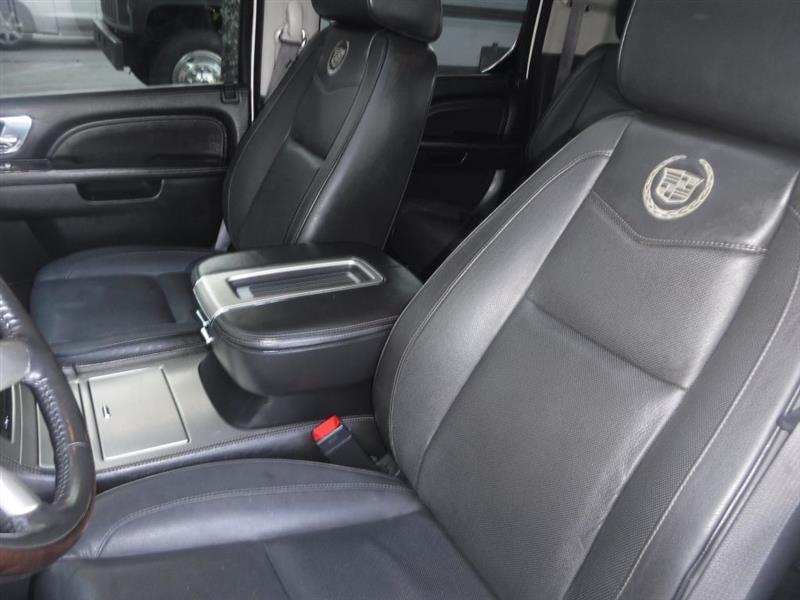 Cadillac Escalade ESV AWD Platinum 2012