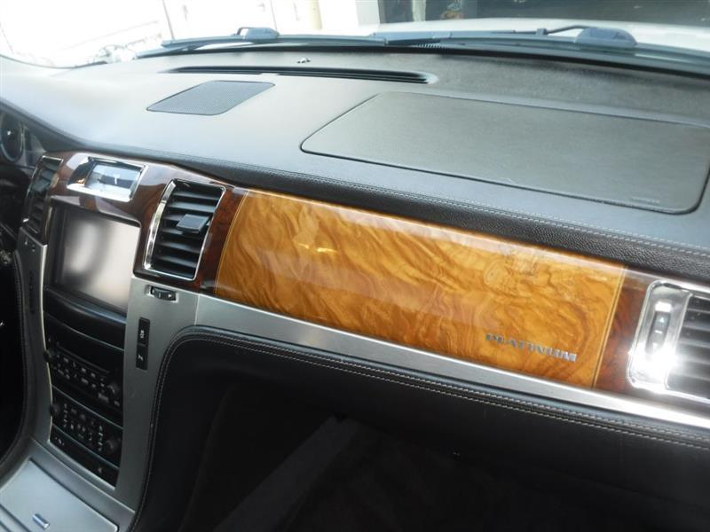 Cadillac Escalade ESV AWD Platinum 2012