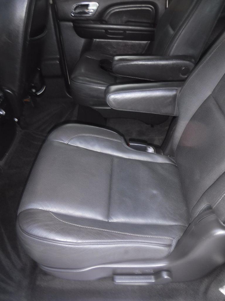 Cadillac Escalade ESV AWD Platinum 2012