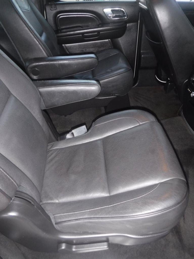 Cadillac Escalade ESV AWD Platinum 2012