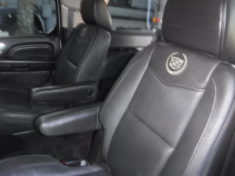 Cadillac Escalade ESV AWD Platinum 2012
