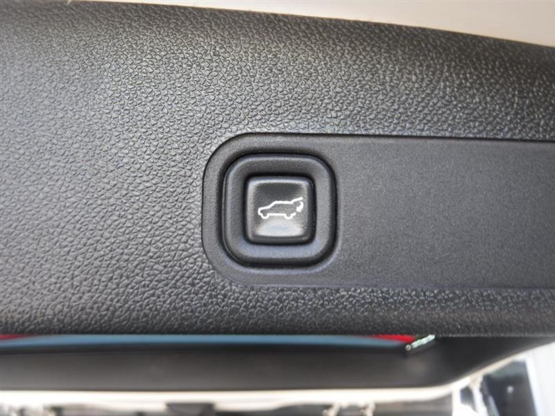 Cadillac Escalade ESV AWD Platinum 2012