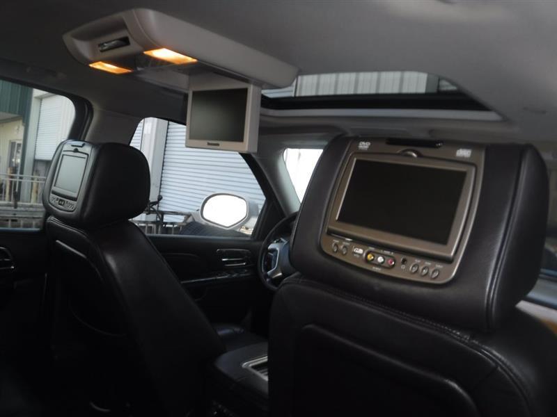 Cadillac Escalade ESV AWD Platinum 2012