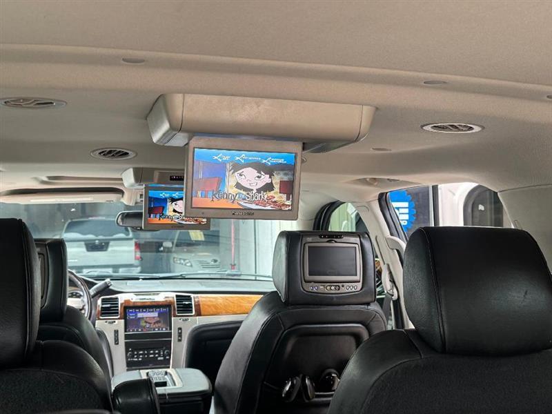 Cadillac Escalade ESV AWD Platinum 2012