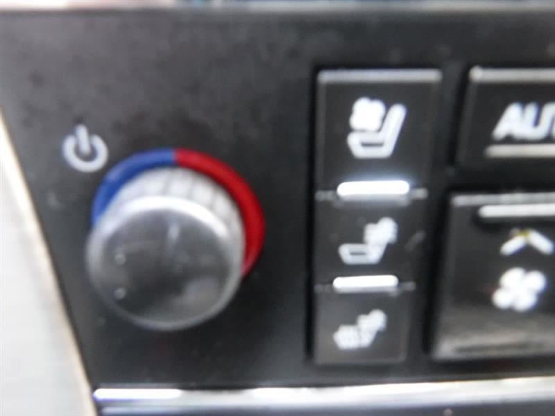 Cadillac Escalade ESV AWD Platinum 2012