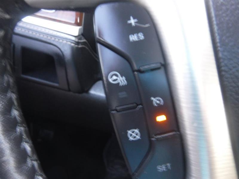 Cadillac Escalade ESV AWD Platinum 2012