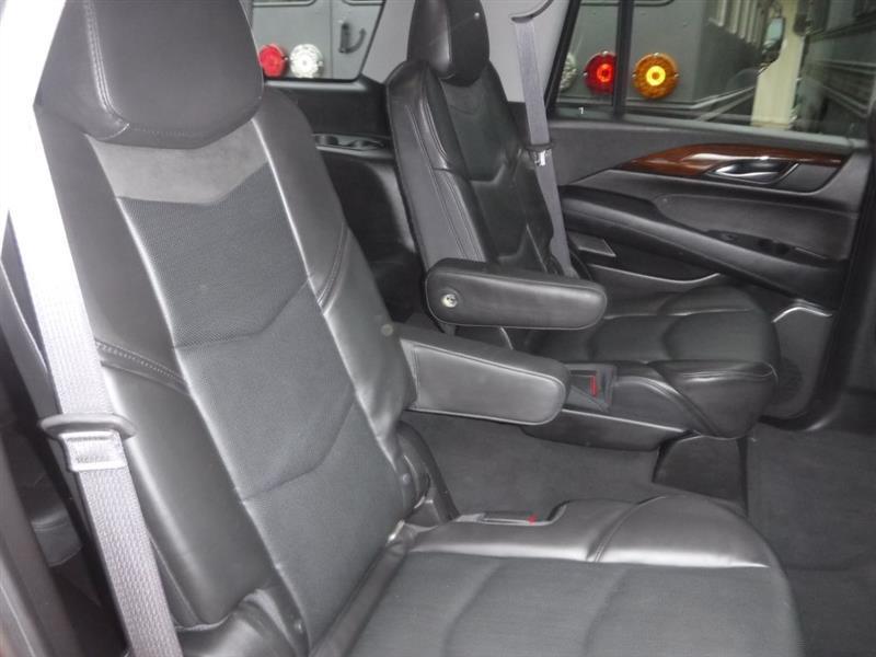 2015 Cadillac Escalade Premium - Photo 29