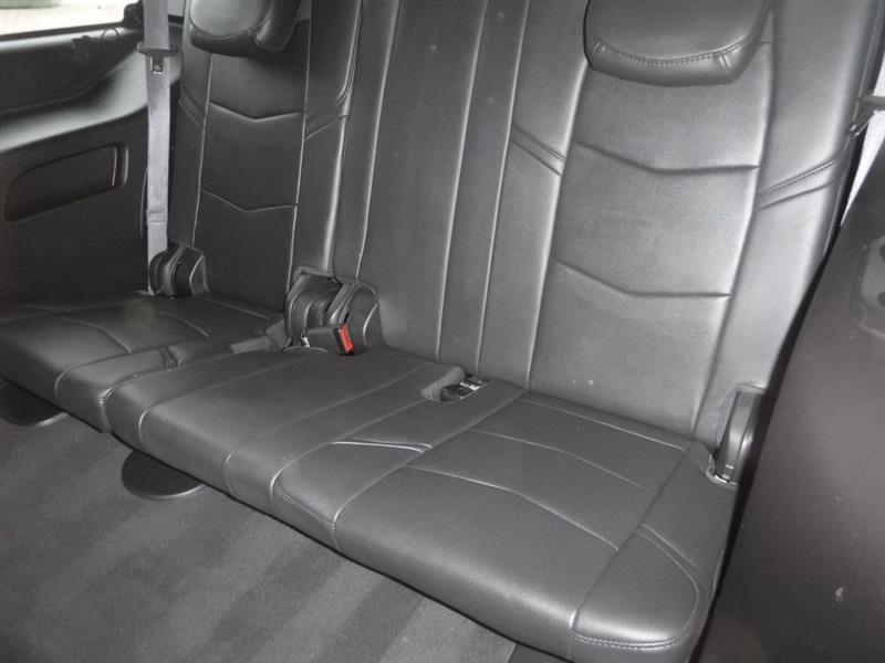 2015 Cadillac Escalade Premium - Photo 30