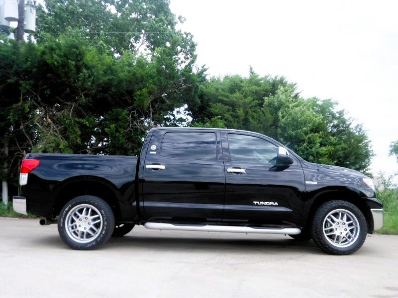 Toyota Tundra SR5 CrewMax 4.6L 2WD 2011