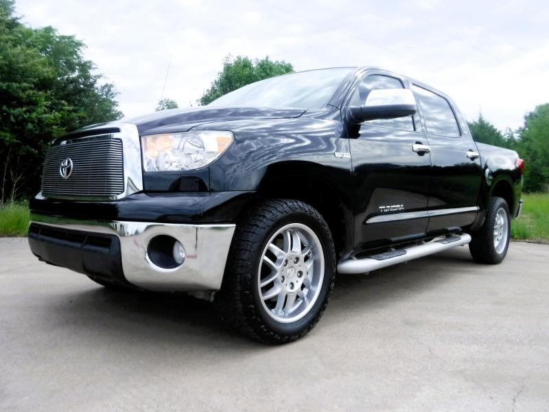 Toyota Tundra SR5 CrewMax 4.6L 2WD 2011