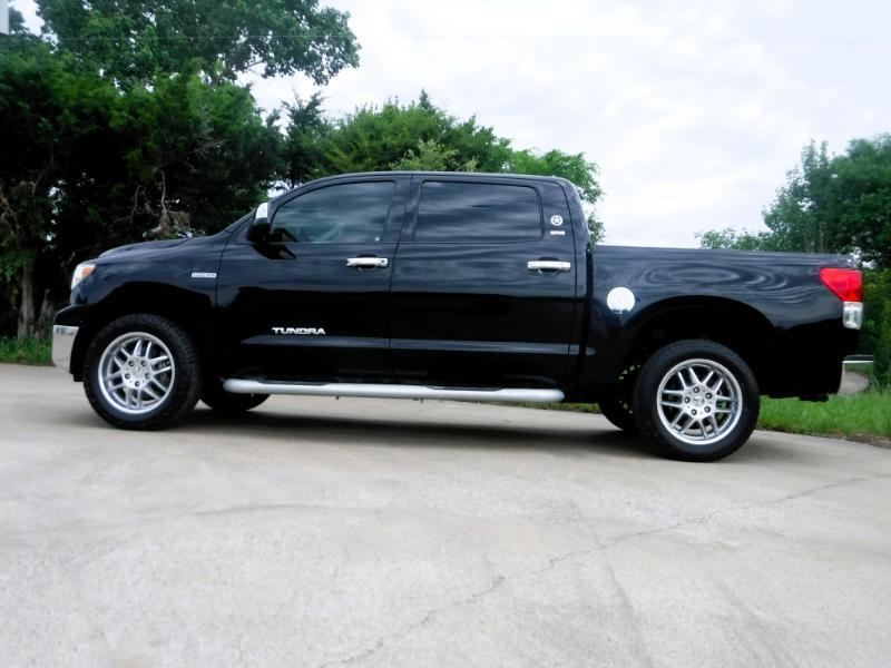 Toyota Tundra SR5 CrewMax 4.6L 2WD 2011