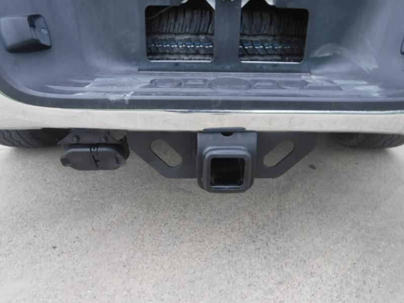 Toyota Tundra SR5 CrewMax 4.6L 2WD 2011