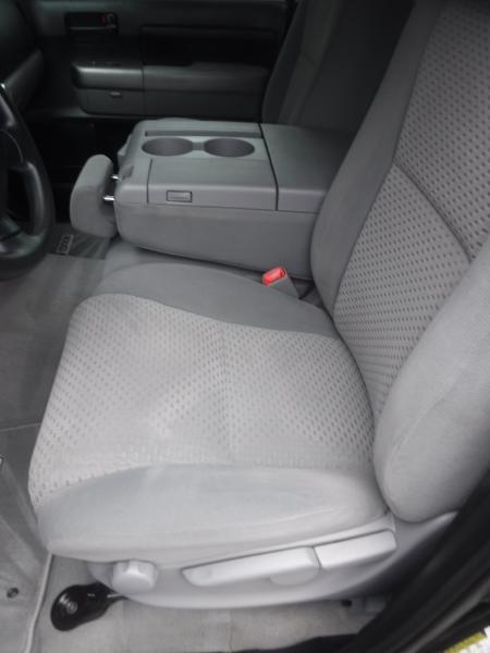 Toyota Tundra SR5 CrewMax 4.6L 2WD 2011