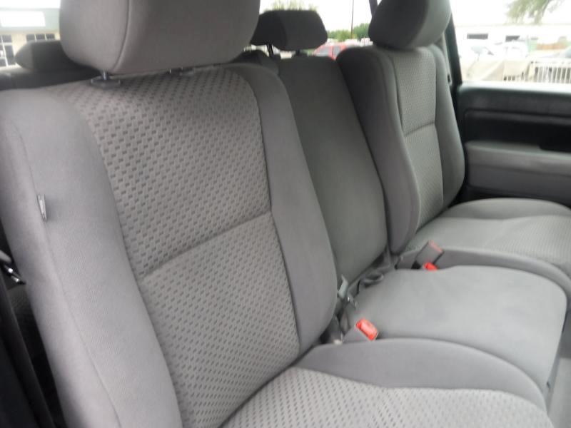 Toyota Tundra SR5 CrewMax 4.6L 2WD 2011