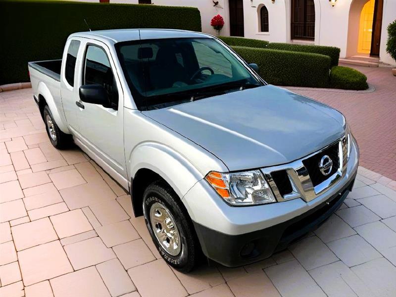 Nissan Frontier SV King Cab I4 5MT 2WD 2017