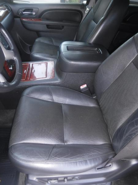 Chevrolet Suburban LTZ 1500 4WD 2012