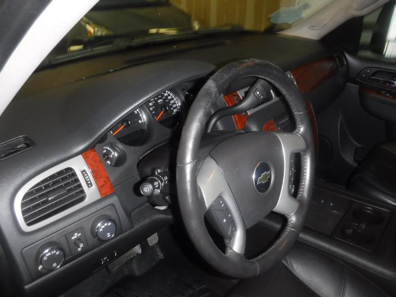 Chevrolet Suburban LTZ 1500 4WD 2012