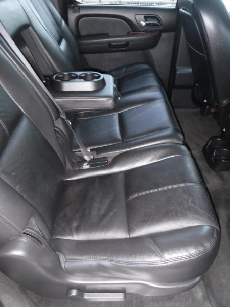 Chevrolet Suburban LTZ 1500 4WD 2012