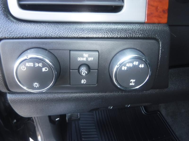 Chevrolet Suburban LTZ 1500 4WD 2012