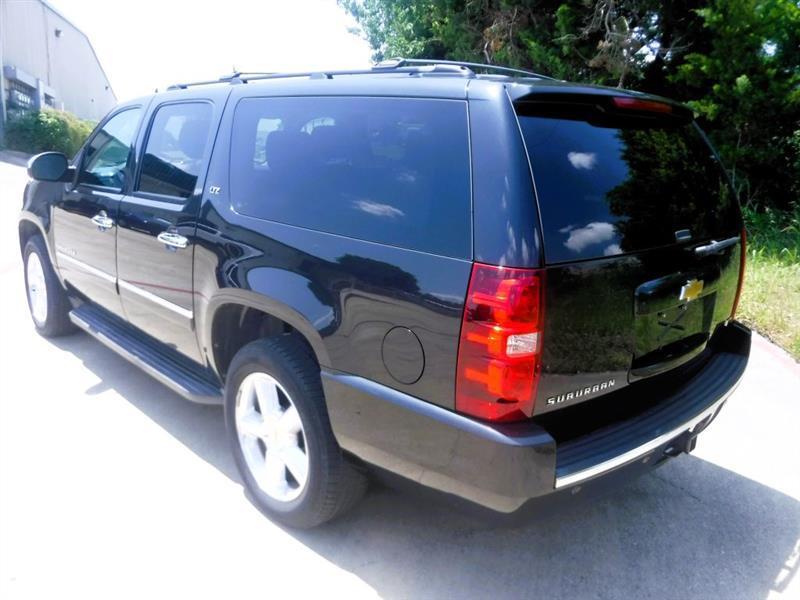Chevrolet Suburban LTZ 1500 4WD 2012