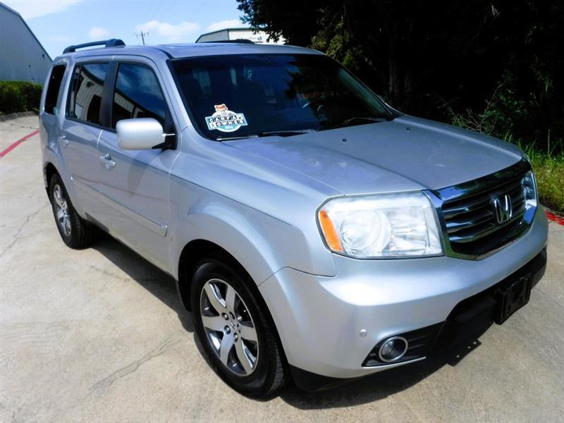 Honda Pilot Touring 2WD 5-Spd AT with DVD 2012