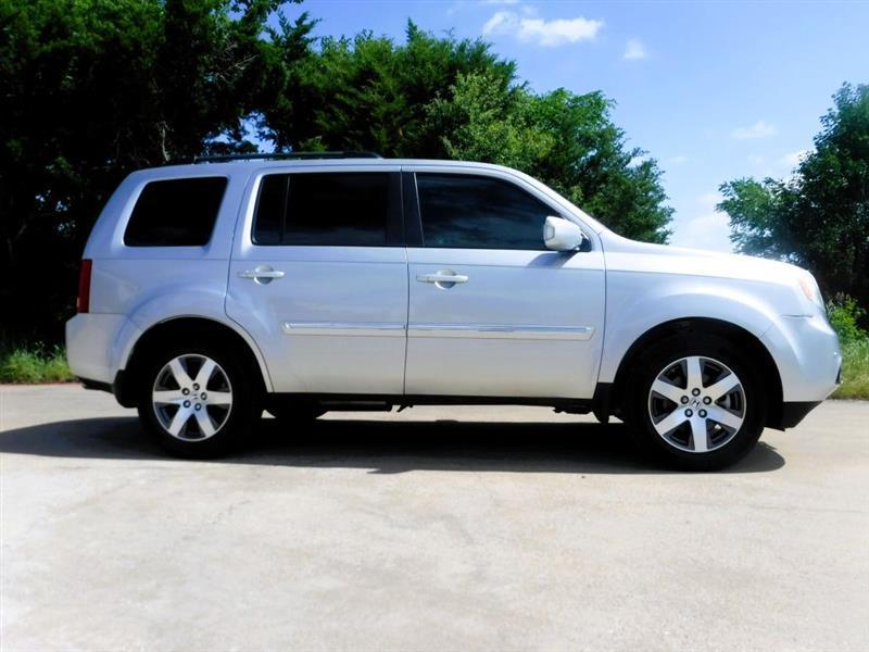 Honda Pilot Touring 2WD 5-Spd AT with DVD 2012
