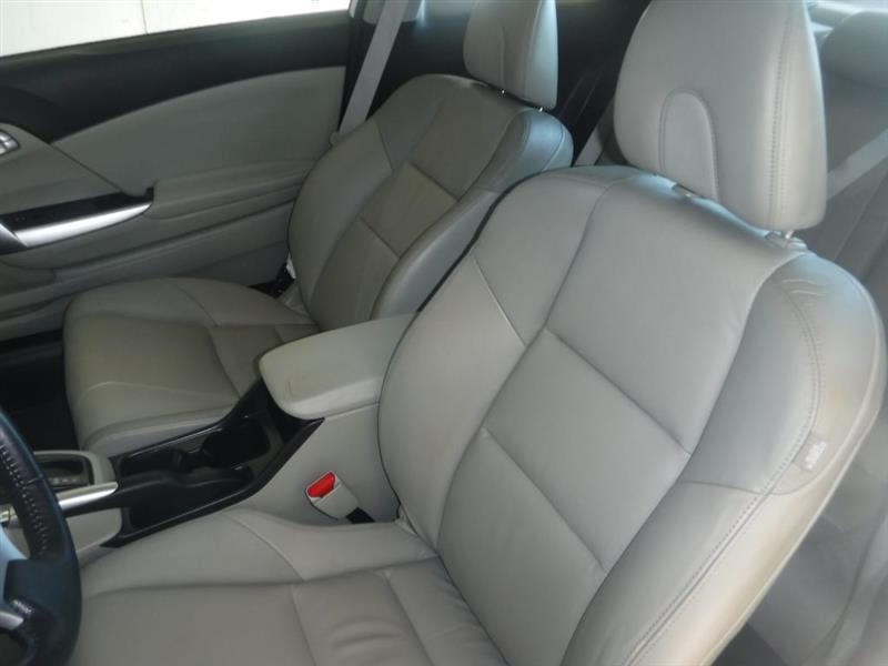Honda Civic EX-L Coupe 5-Spd AT 2012