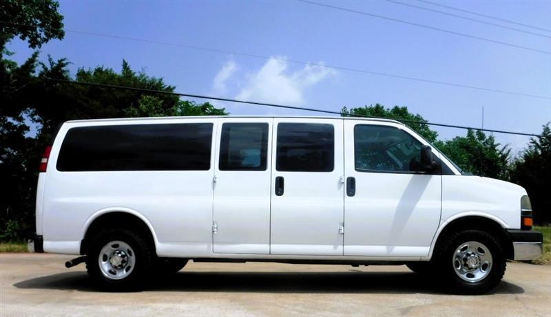Chevrolet Express LT 3500 Extended 2012