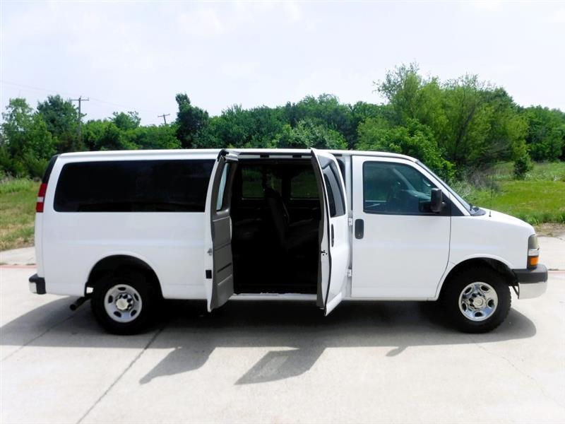 Chevrolet Express LT 3500 Extended 2012