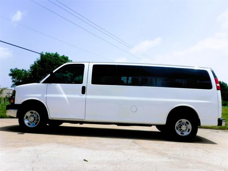 Chevrolet Express LT 3500 Extended 2012