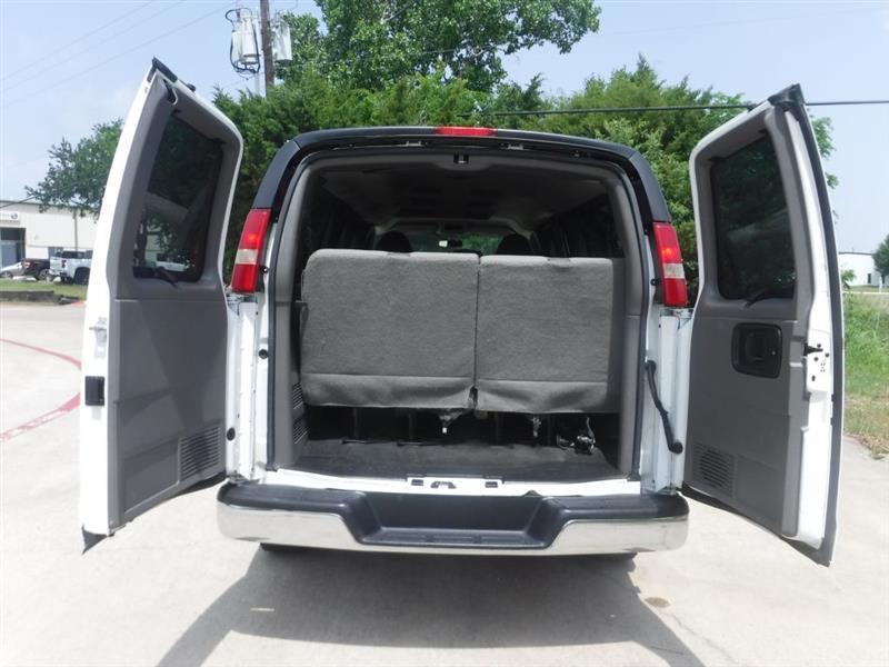 Chevrolet Express LT 3500 Extended 2012