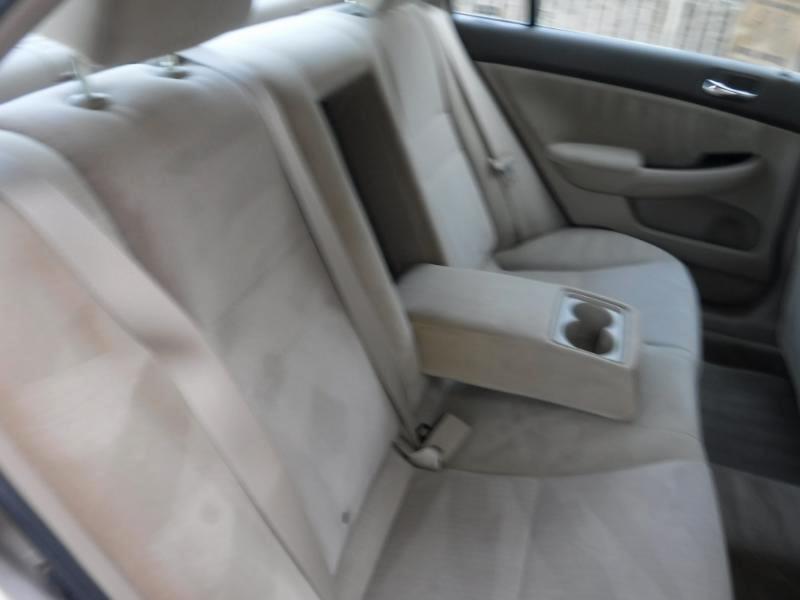 Honda Accord LX sedan AT 2003