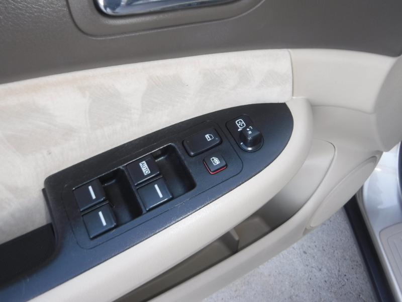 Honda Accord LX sedan AT 2003