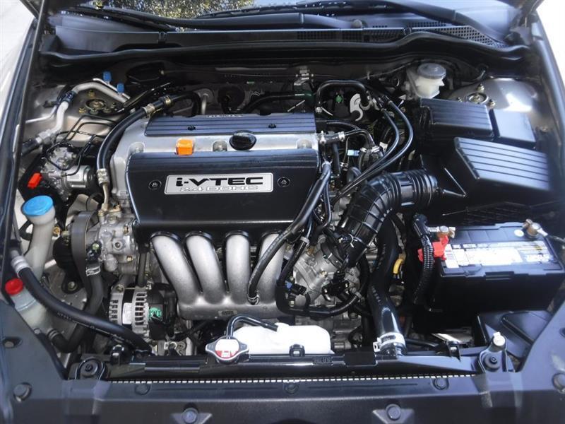 Honda Accord LX sedan AT 2003