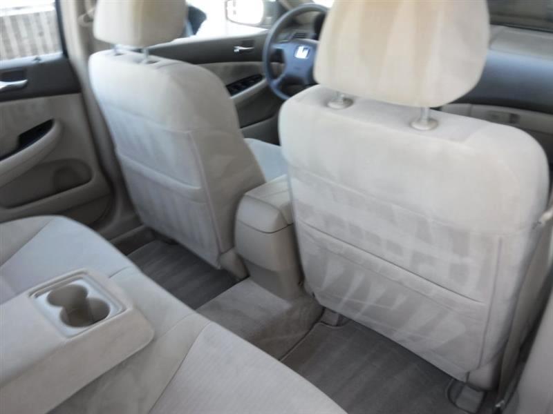 Honda Accord LX sedan AT 2003