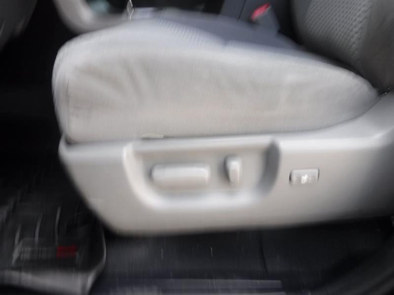 Toyota Tundra Tundra-Grade CrewMax 5.7L FFV 4WD 2012