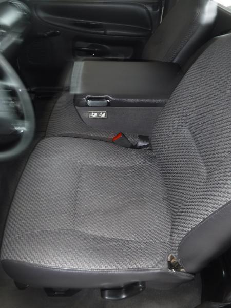 Dodge Ram 1500 ST Regular Cab 2WD 2001