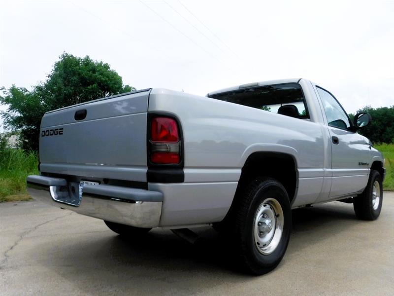 2001 Dodge Ram Pickup ST - Photo 7